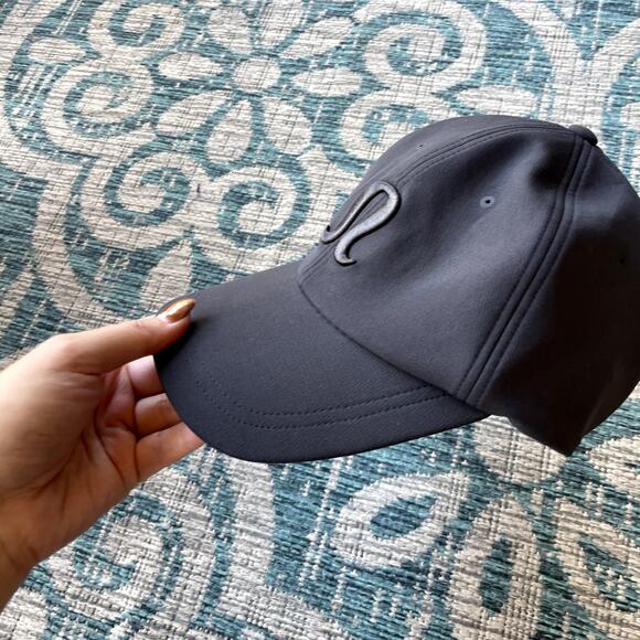 Lululemon Fast and Free Running Hat Snapback Black Dark Gray Athleisur‎ - Picture 3 of 6